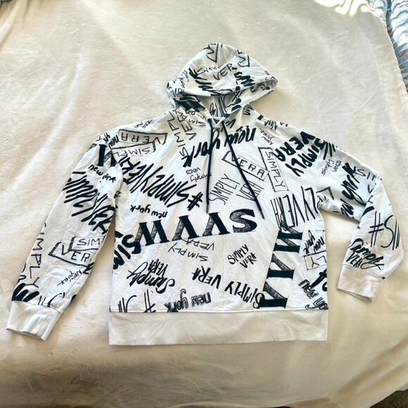 Simply Vera Vera Wang Womens Hoodie Pullover White with Black Logos, size Large - Picture 1 of 4